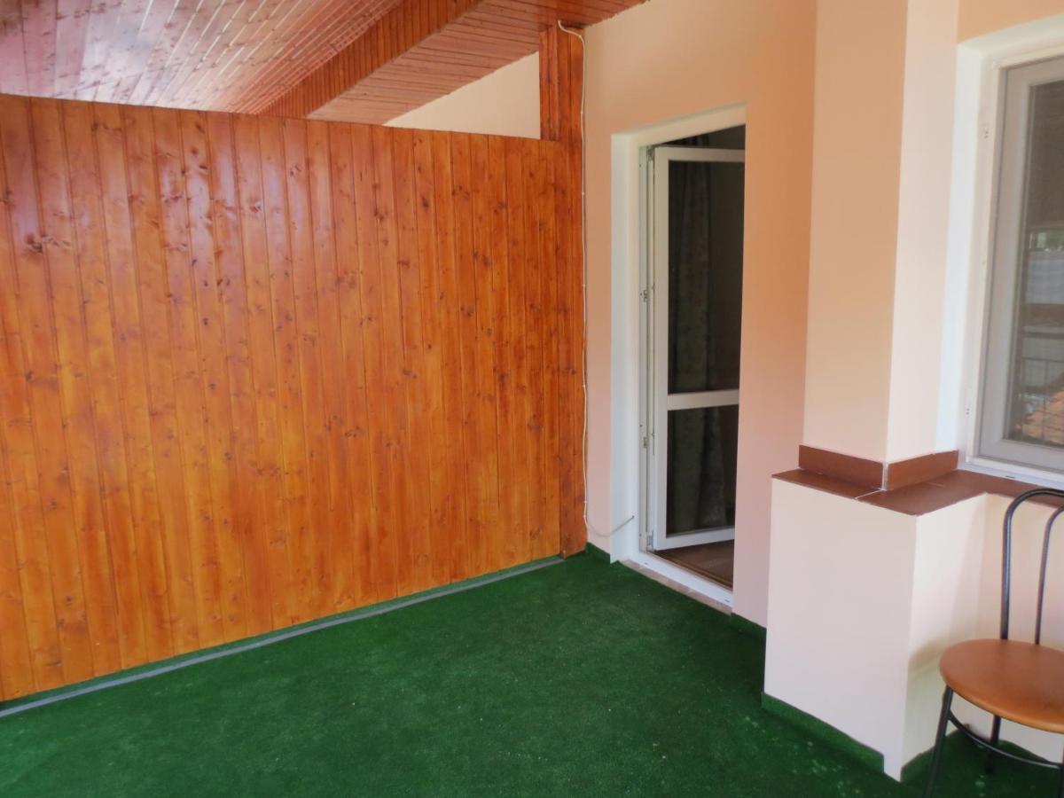 Pensiunea Cetina Brad  Εξωτερικό φωτογραφία